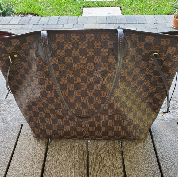 Louis Vuitton Handbags - Authentic Louis Vuitton Neverfull MM